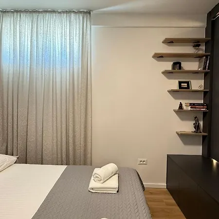 Διαμέρισμα Lora Σπλιτ