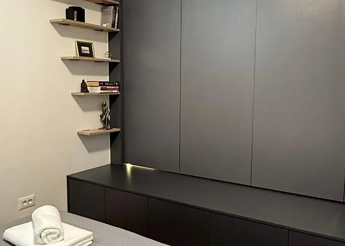 Lora Διαμέρισμα Σπλιτ