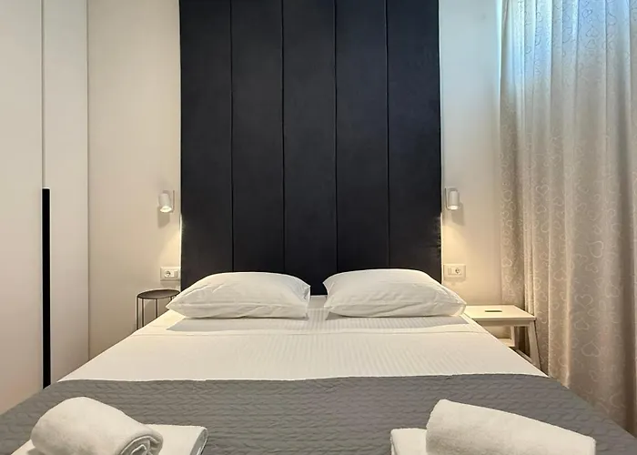 Lora アパート スプリト