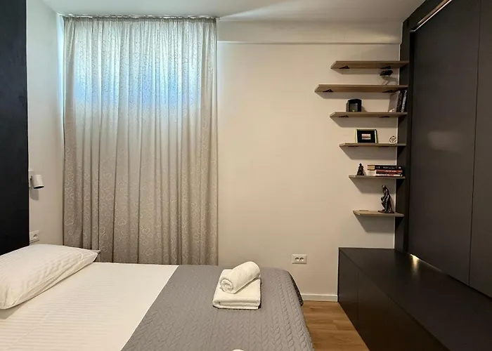 아파트 Lora 스플리트